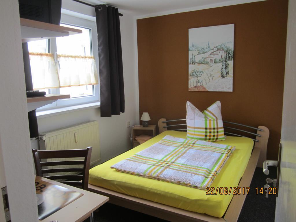 Am Rasthof Dresdner Tor Hotel Wilsdruff Екстериор снимка